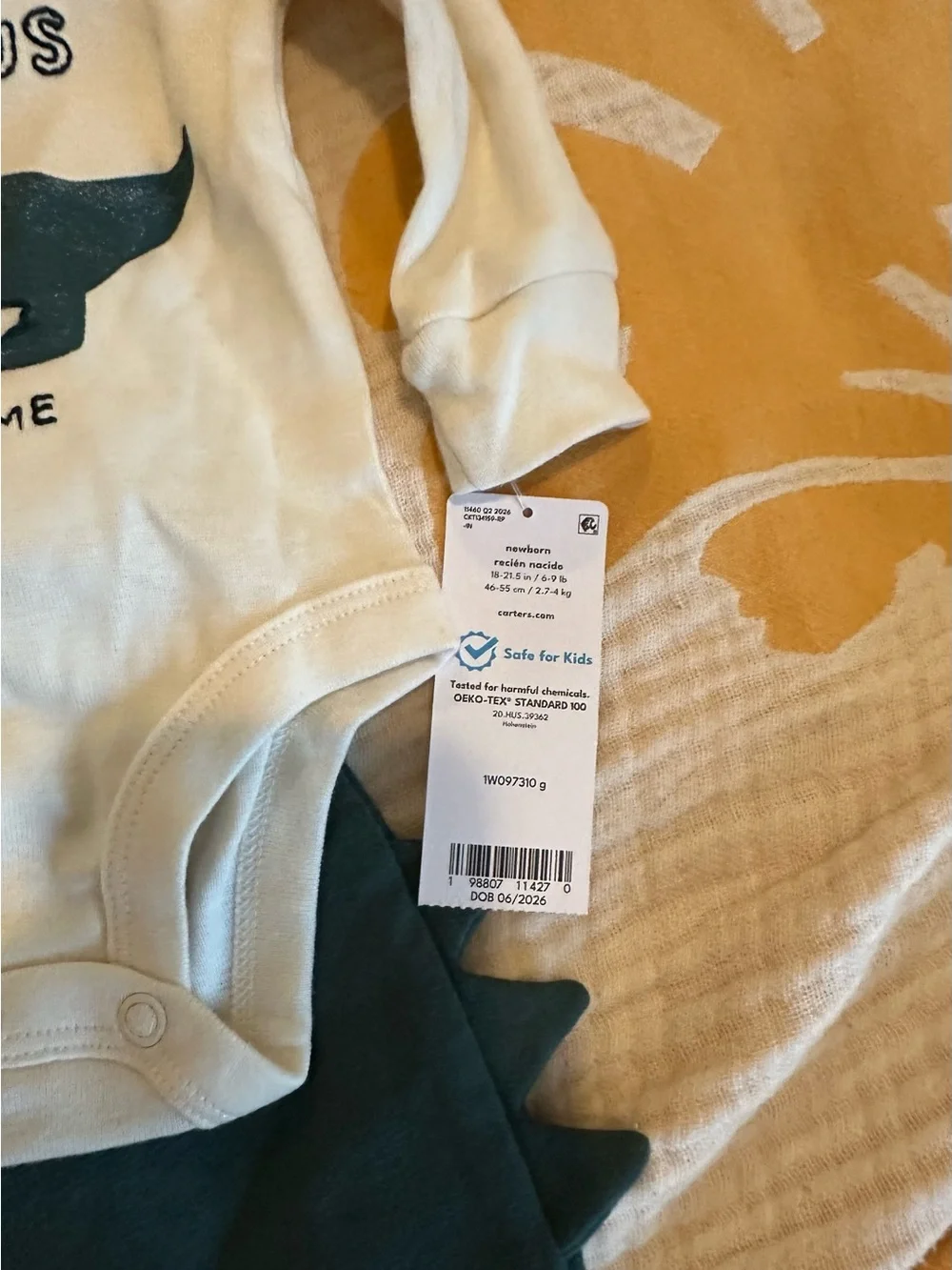 NWT Carter's dinosaur newborn set